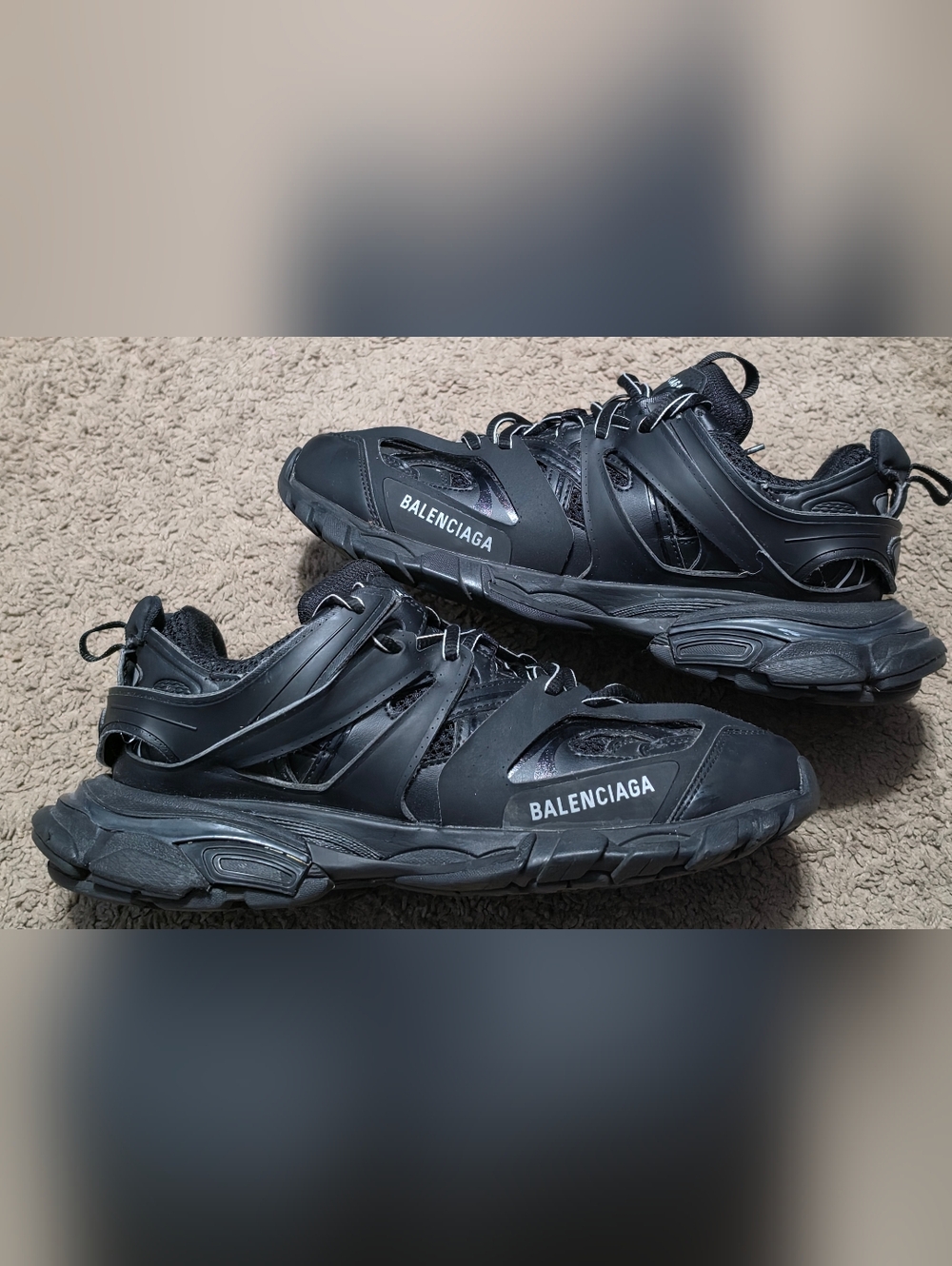 Mens Balenciaga Track Sneaker Triple Black 542023 Size 9, EU 42